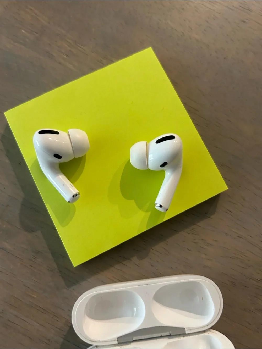 AirPod Pro - 6F21
